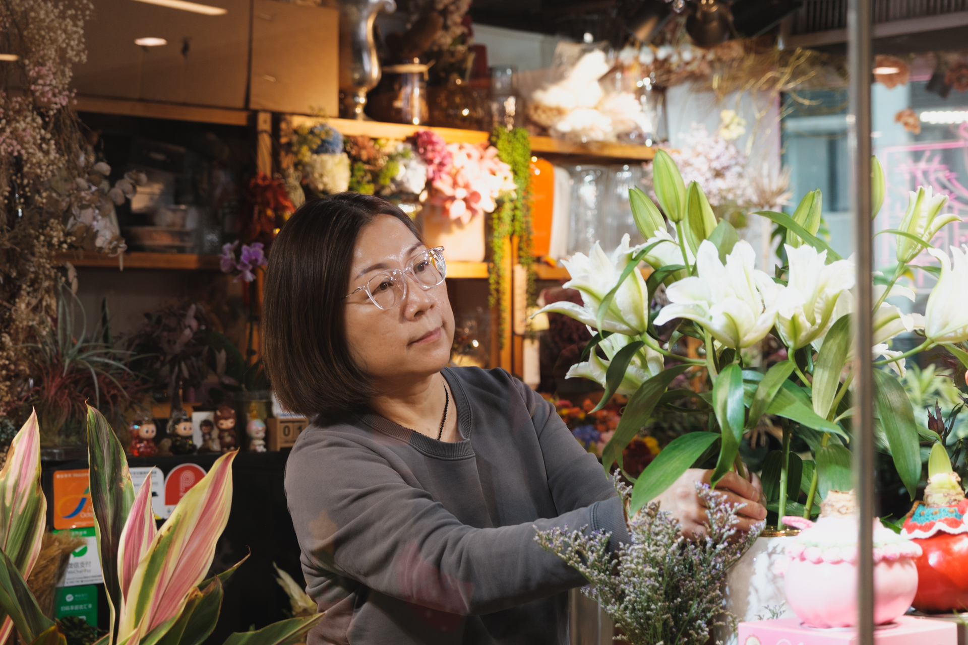 上環：盛開的百合